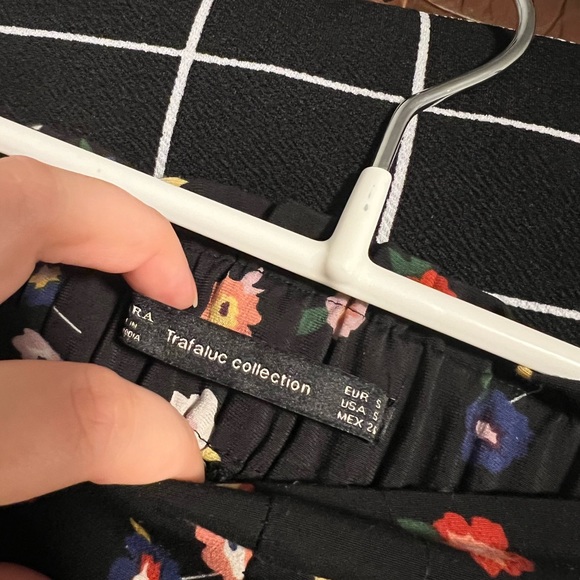 ZARA | floral office pants - Picture 5 of 5